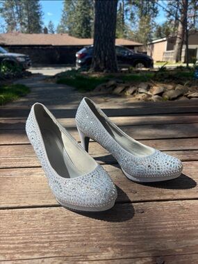 Crystal-Embellished Silver Wide Width Women's Heels